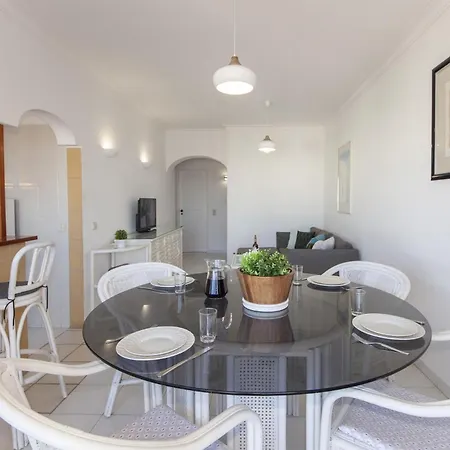 B25 - Candimar Appartement *