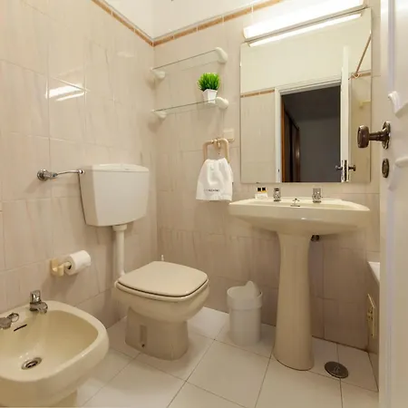 B25 - Candimar アパート ポルティマン