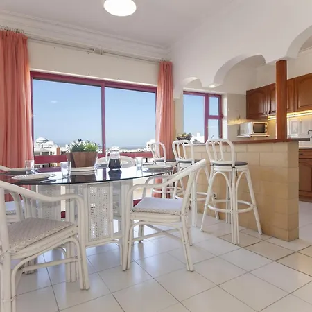B25 - Candimar Apartment *